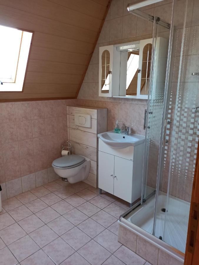 Aniko Apartmanhaz Balatonföldvár エクステリア 写真